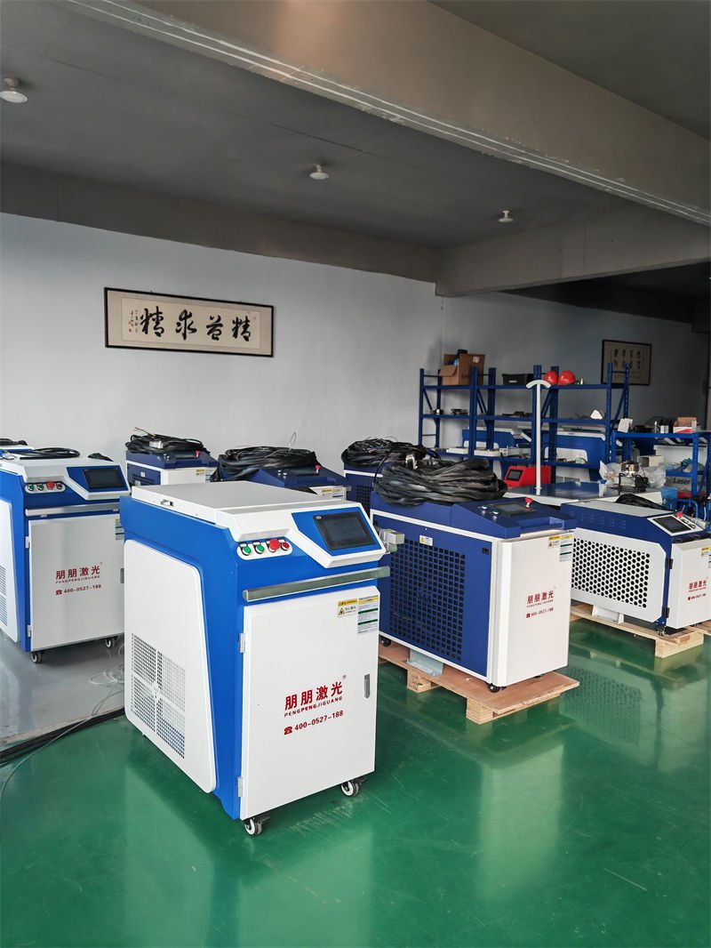 Lumax Laser factory environment and workshop area